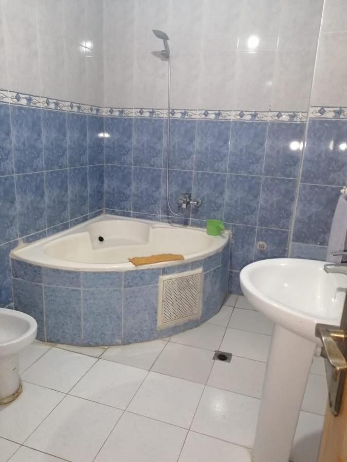 Top Appartement Equipe Pour Les Familles Kenitra Kültér fotó